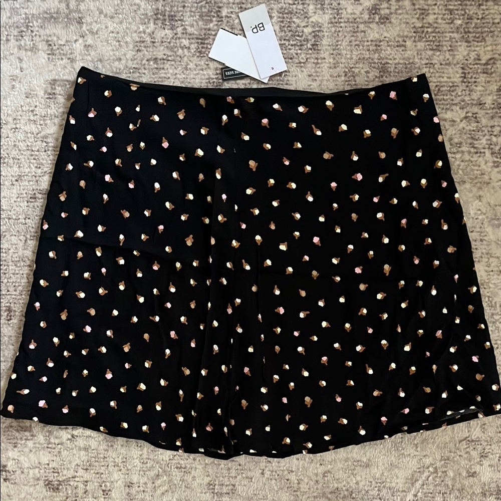 Black Skirt with Multicolor Pattern